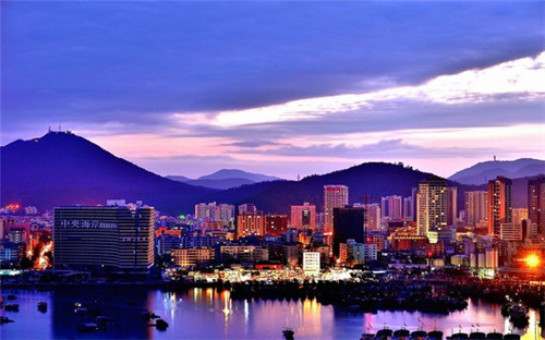 聊城免费景区哪里好玩（聊城免费景区哪里好玩一日游）