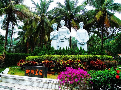 不被定义的女孩是什么歌（不被定义的人是怎样的人）